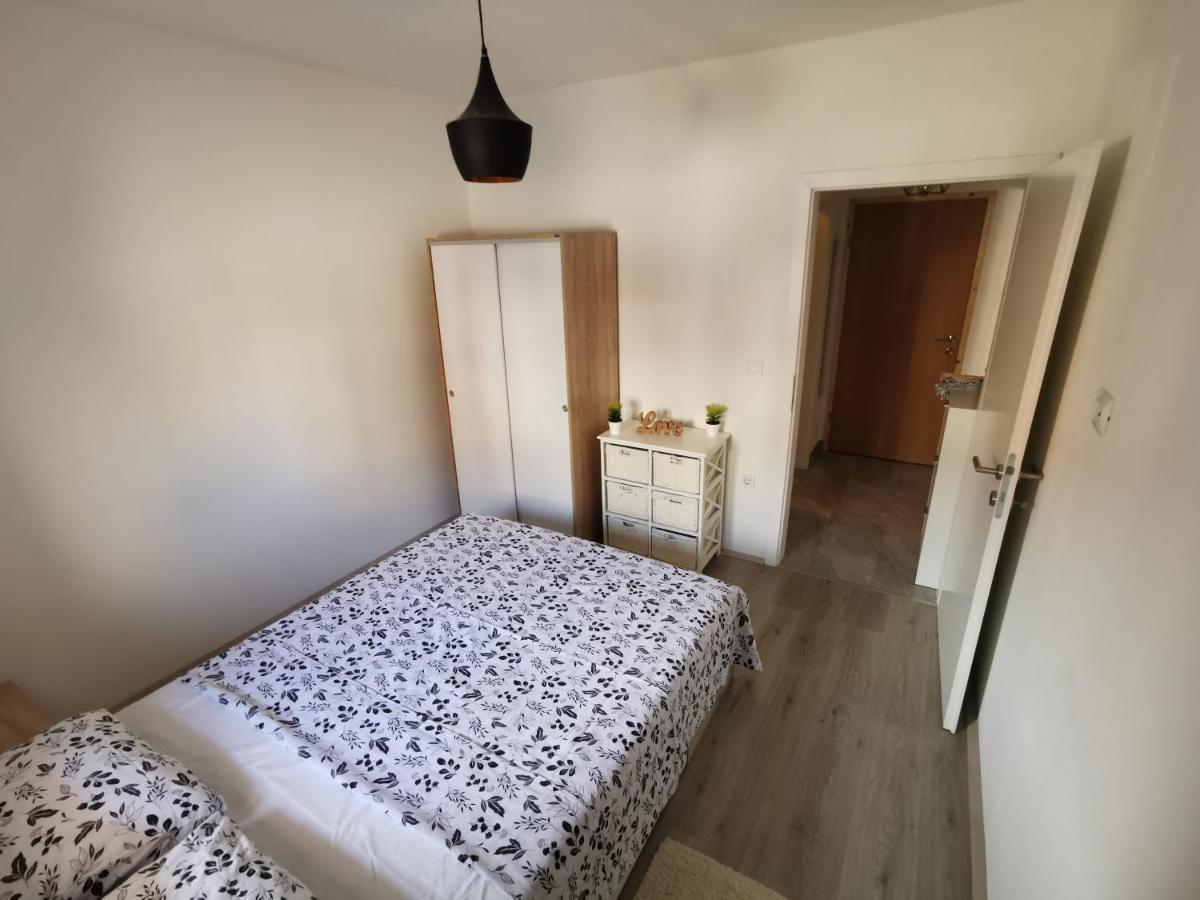 Frane Appartement Pula Buitenkant foto