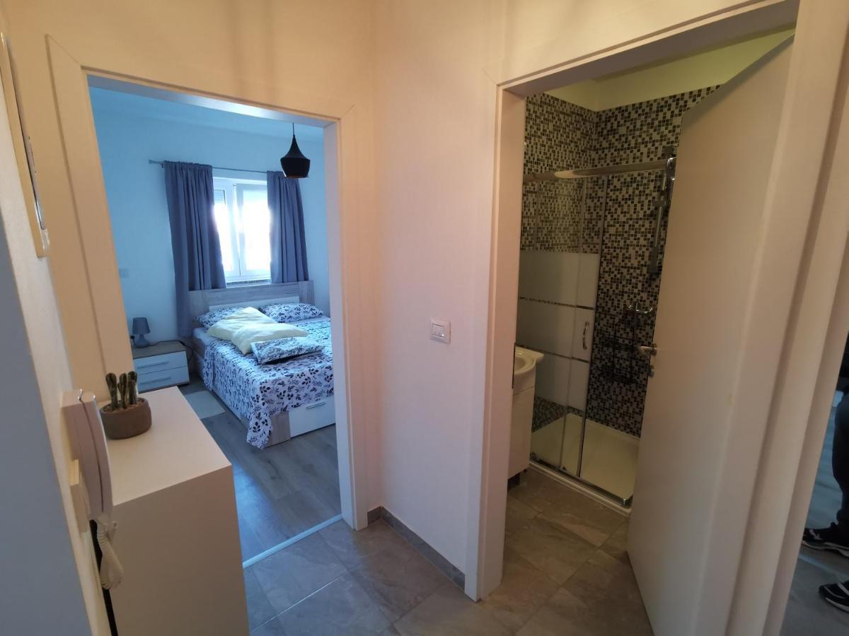 Frane Appartement Pula Buitenkant foto