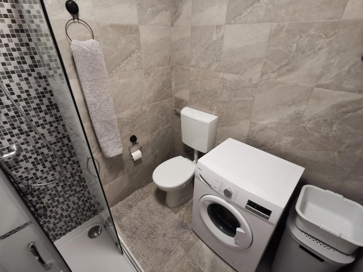 Frane Appartement Pula Buitenkant foto