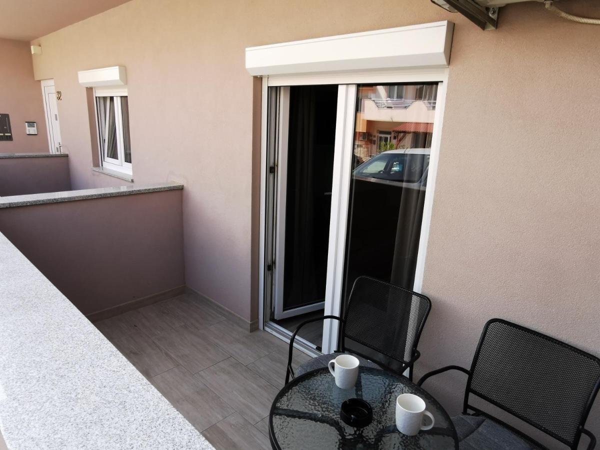 Frane Appartement Pula Buitenkant foto